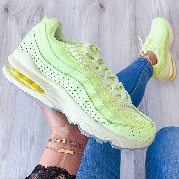 SOLD 🆕 | ✔️  Nike Air Max 95 SE - Picture 11 of 16